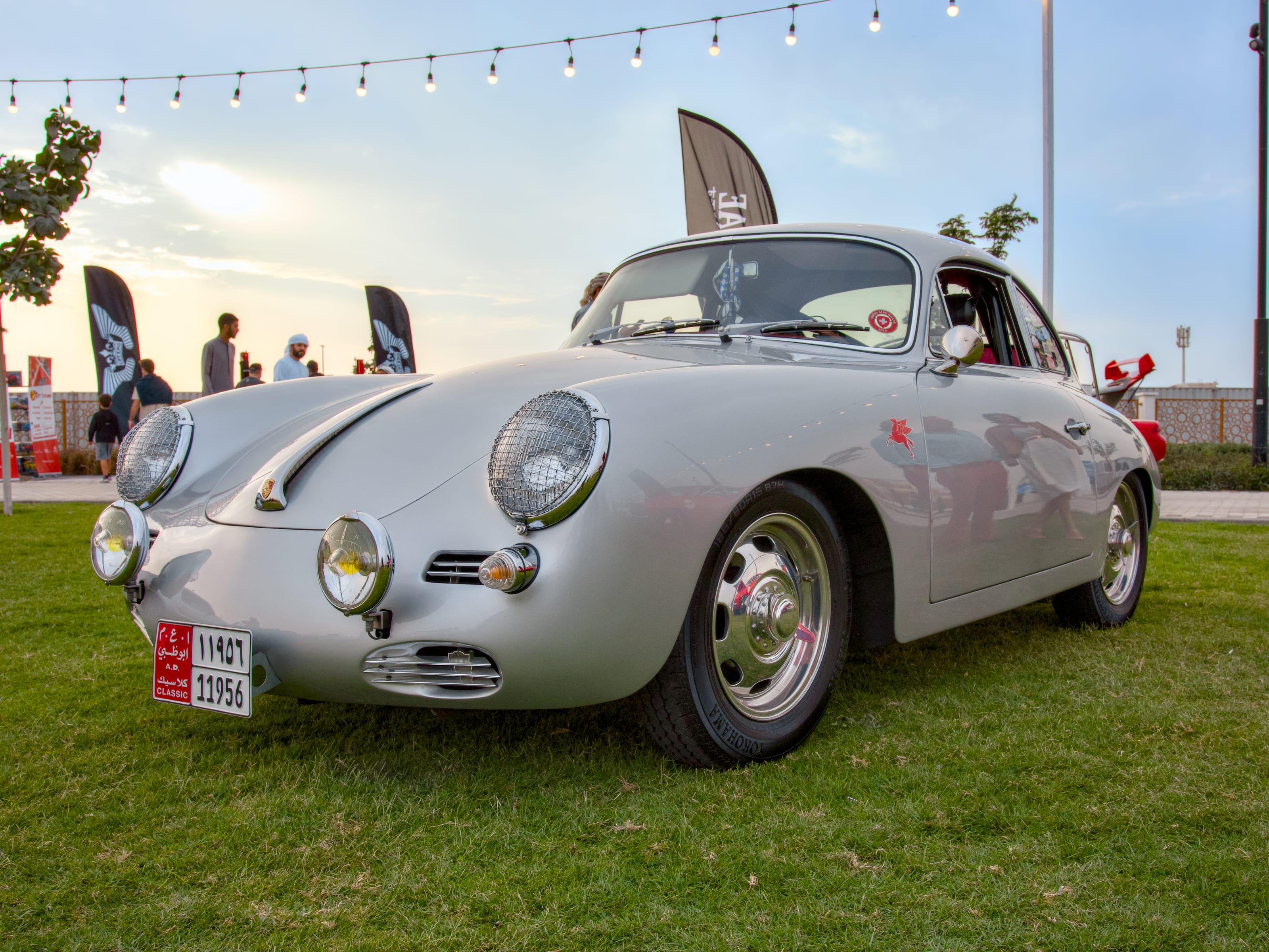 Cars on grass preview 3